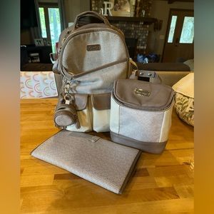 Itzy Ritzy Diaper Bag with Accessories